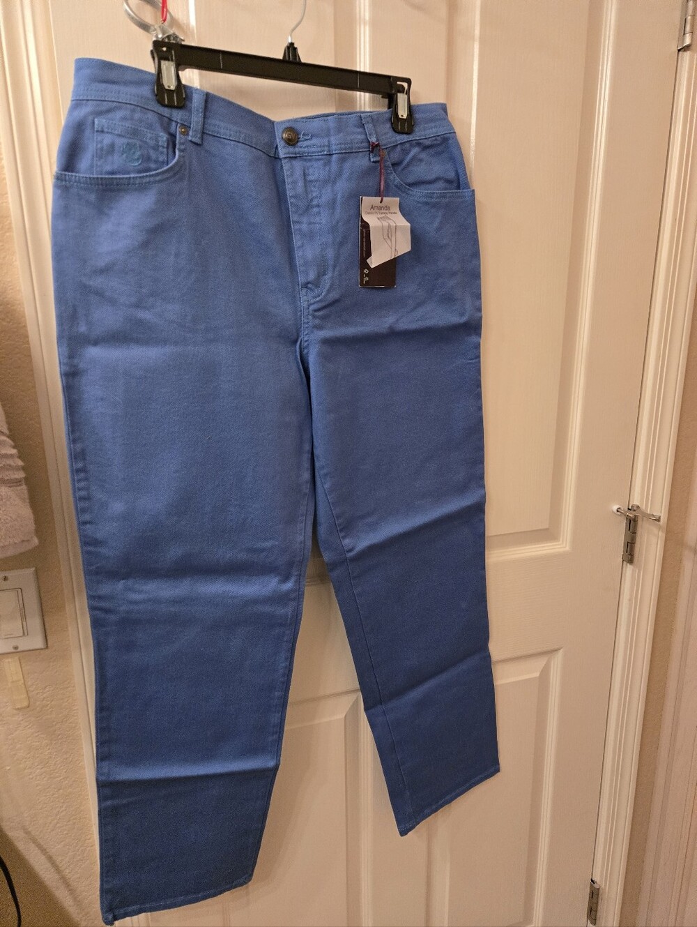 Gloria Vanderbilt Amanda Jeans in Bright Blue